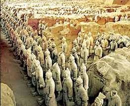 Tượng gốm trong lăng mộ Tần Thủy Hoàng